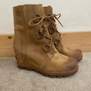 Sorel Joan of Artic Wedge - Tan - Size 8